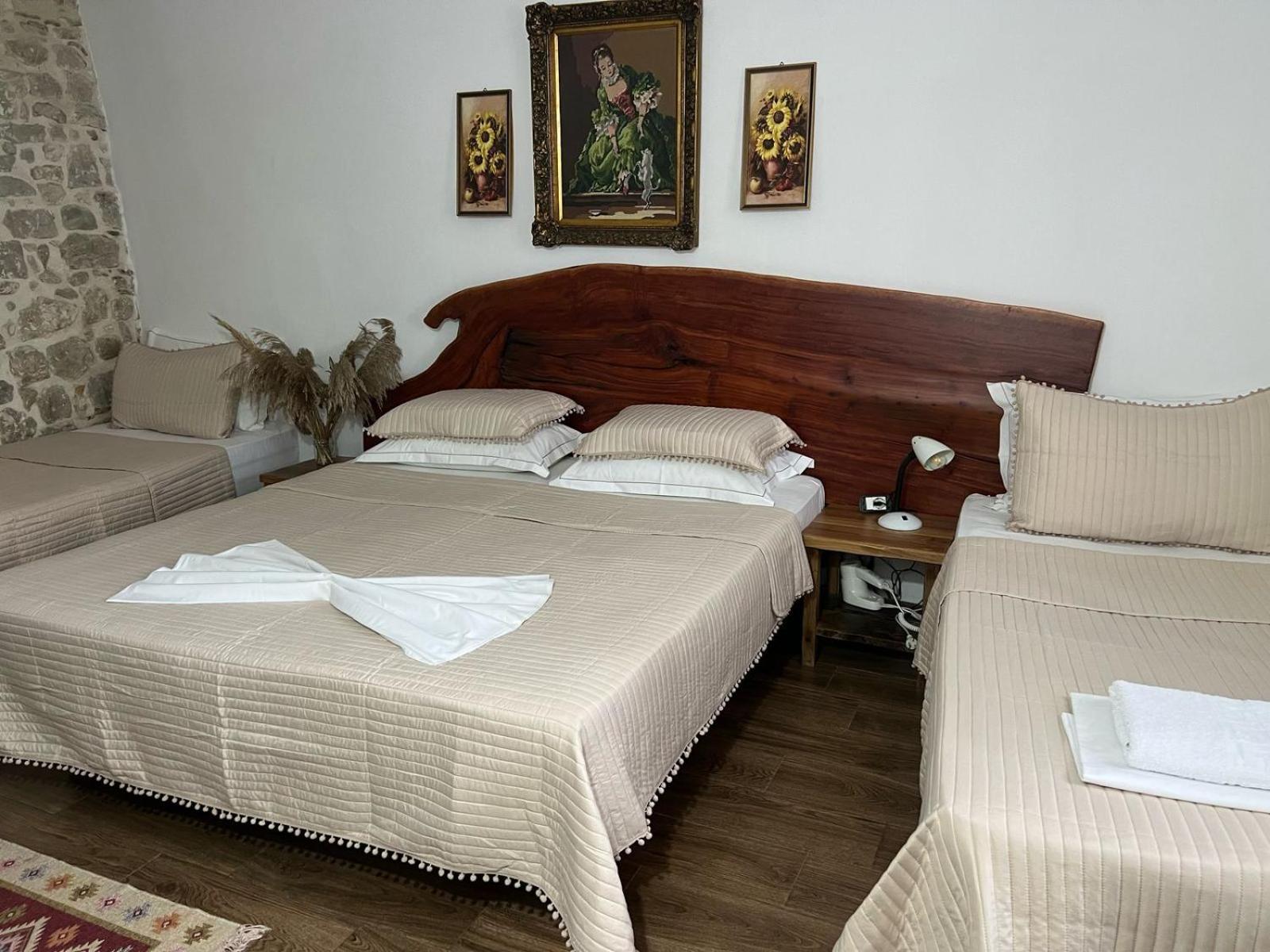 Hotel Omer The Ottoman House Berat Habitación foto
