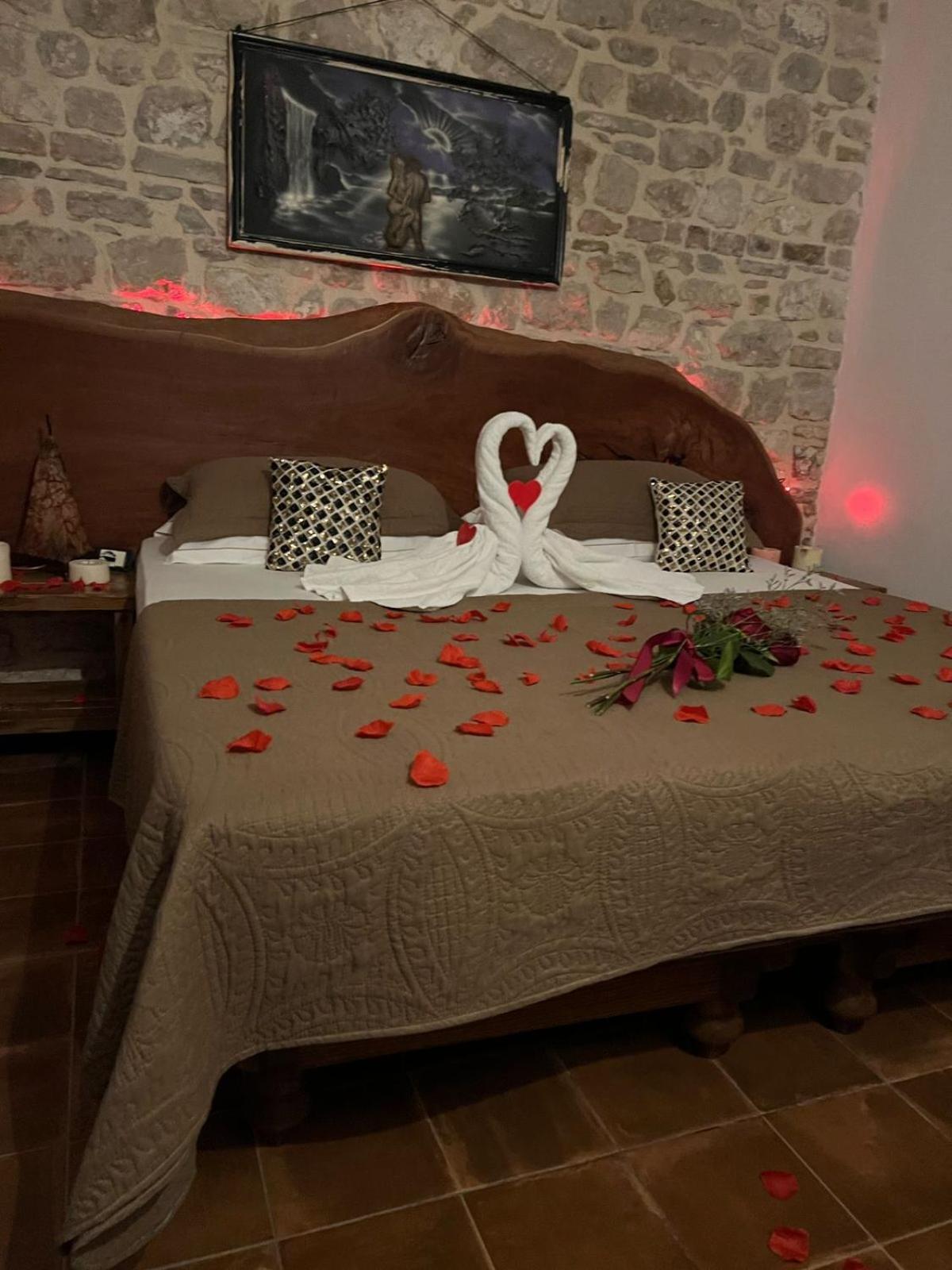 Hotel Omer The Ottoman House Berat Habitación foto